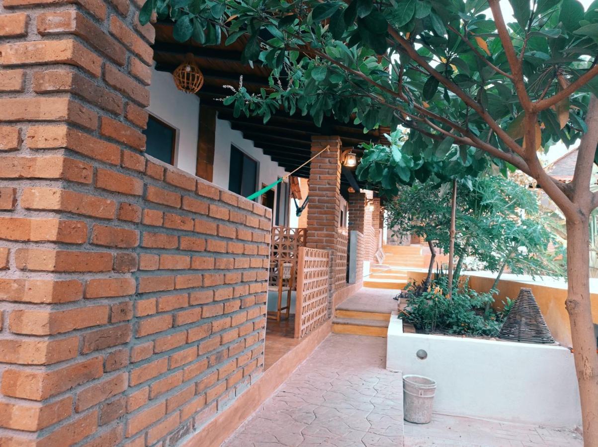 Bungalows Y Cabanas, Las Barracas De La Barra Malucano ภายนอก รูปภาพ